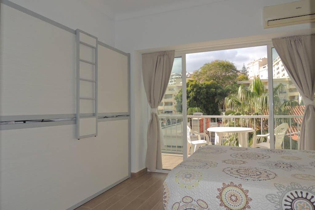 Carihuela Palace Studio 419 Beach - Playa Apartment Торемолинос Екстериор снимка